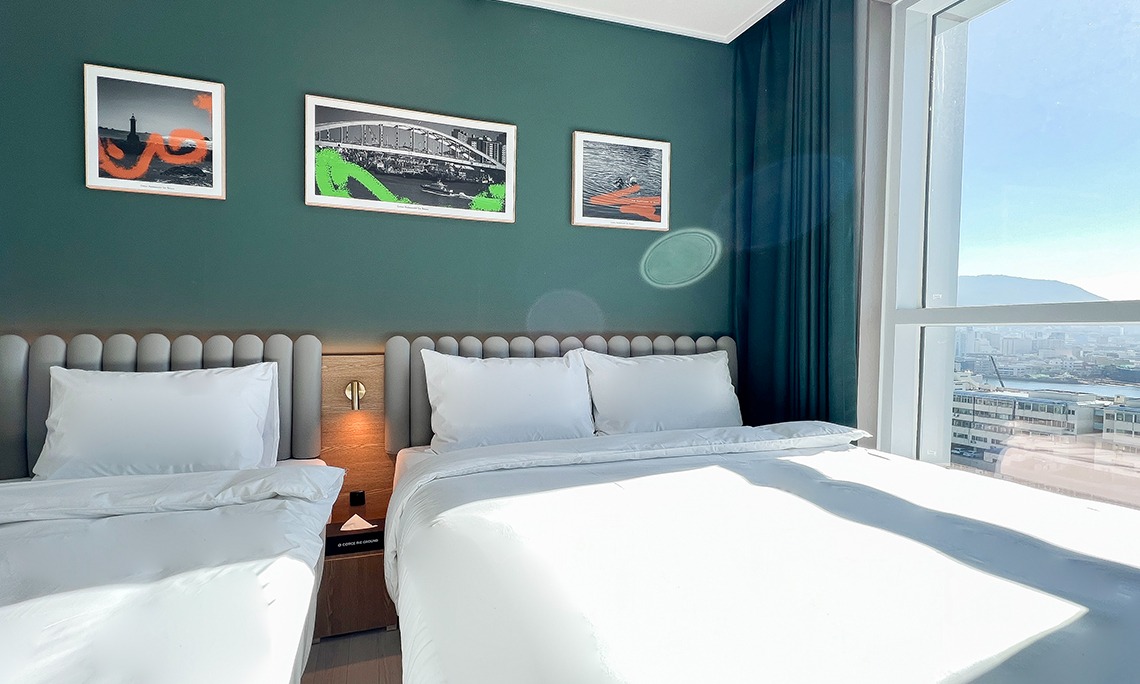 PREMIER TWIN OCEAN VIEW 이미지